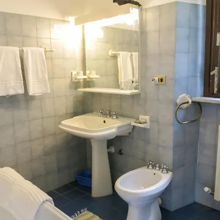 Сasa de vacaciones La Rovere By Interhome Cossano Belbo